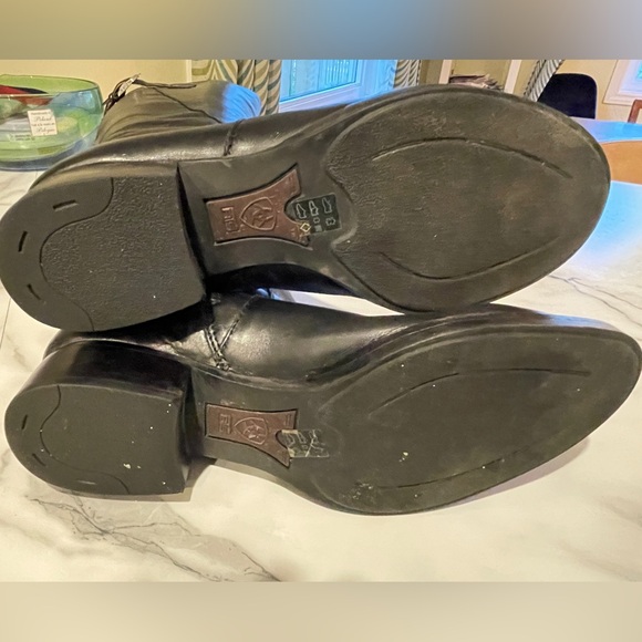 ARIAT black leather dress boots - Picture 2 of 9